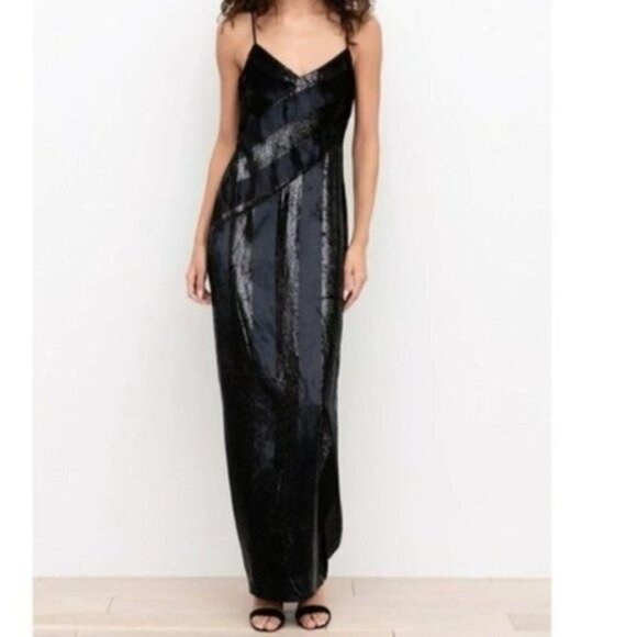 NWT Revolve Yumi Kim Black Twinkle Amelia Metallic Velvet Maxi Dress Size Medium - Picture 1 of 13